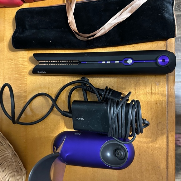 Dyson Corrale Straightener - Picture 1 of 6